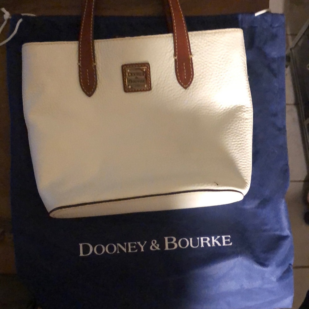 Dooney & Bourke Mini Waverly tote sharp lines and sophisticated silhouette